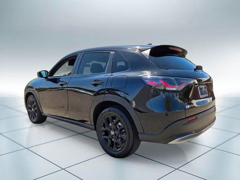 Certified 2024 Honda HR-V Sport image 8
