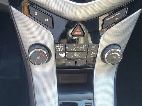 Used 2014 Chevrolet Cruze LTZ image 26