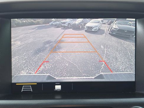 Used 2019 Chevrolet Colorado LT image 28