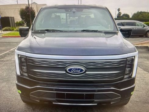 Used 2023 Ford F150 Lightning Lariat AWD/4WD image 2