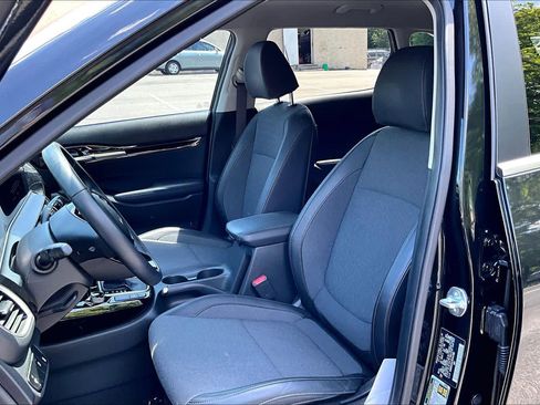 Used 2024 Kia Seltos S FWD image 8