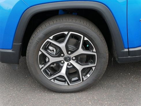 New 2025 Jeep Compass Limited image 5