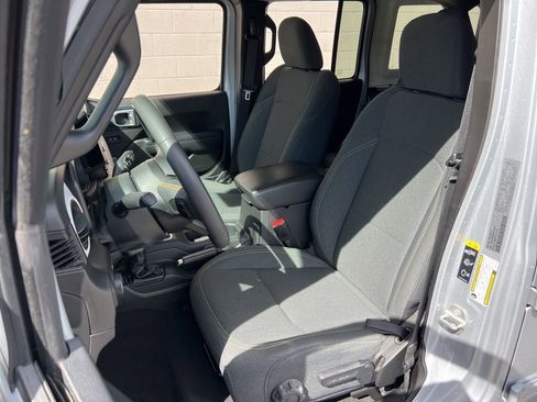 Certified 2024 Jeep Wrangler Sport S image 21