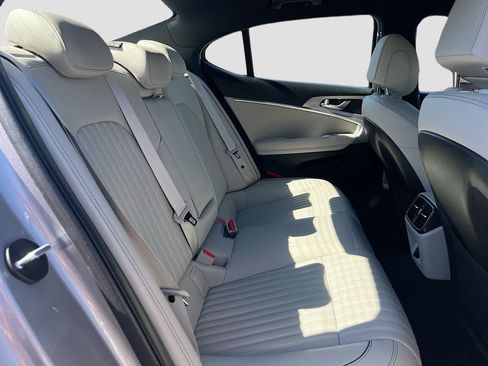 Used 2023 Genesis G70 3.3T AWD/4WD image 28