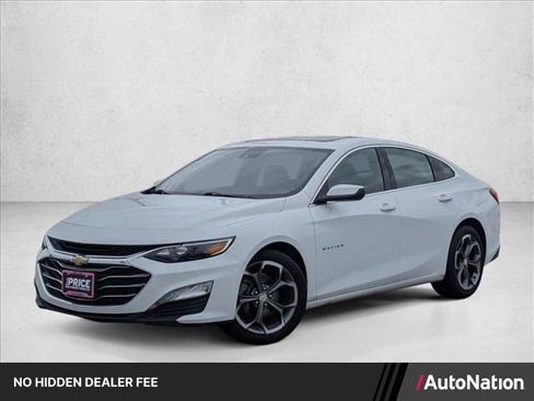 Used 2024 Chevrolet Malibu LT FWD image 1