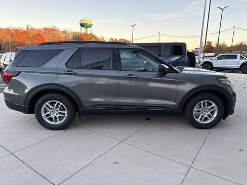 New 2026 Ford Explorer Active w/ Active Comfort Package RWD image 15