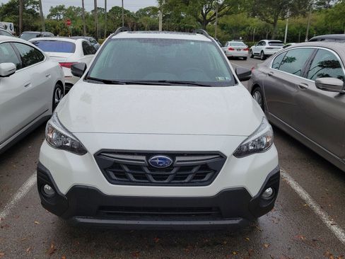 Used 2021 Subaru Crosstrek 2.5i Sport w/ Moonroof Package image 2