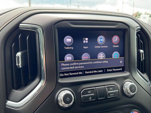 Used 2020 GMC Sierra 1500 AT4 w/ AT4 Premium Package AWD/4WD image 21