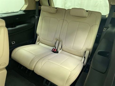 Used 2021 Jeep Grand Cherokee L Limited image 24