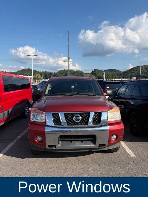 Used 2015 Nissan Titan SV w/ SV Value Truck Package AWD/4WD image 7