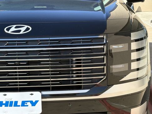 Certified 2026 Hyundai Palisade Calligraphy AWD/4WD image 9