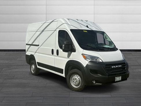 New 2026 RAM ProMaster 1500 w/ Convenience Group FWD image 2