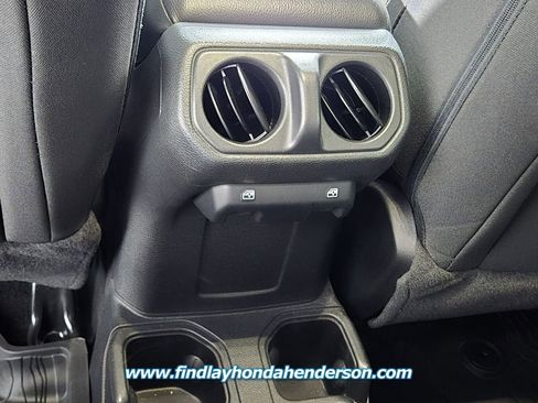 Used 2023 Jeep Wrangler Sport S image 19