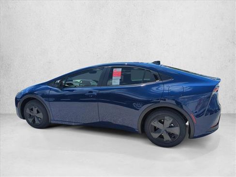 New 2026 Toyota Prius LE FWD image 8