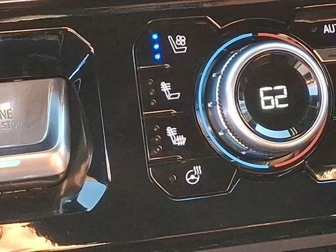 Used 2024 GMC Sierra 1500 Denali Ultimate image 31