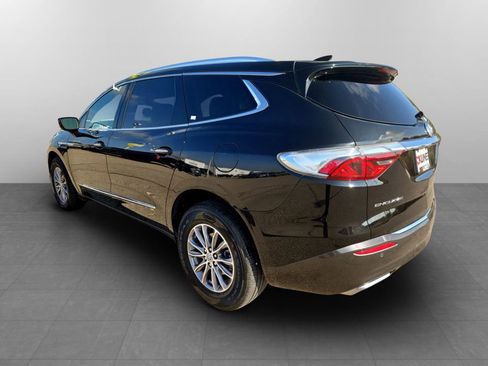 Used 2024 Buick Enclave Premium image 9