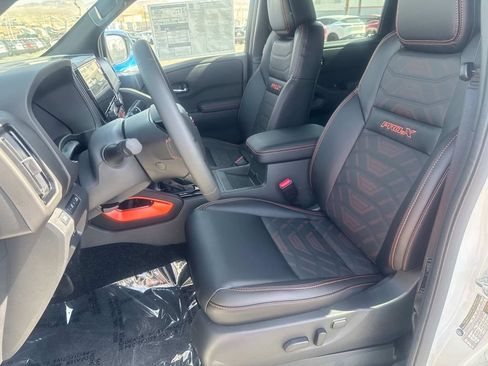 New 2025 Nissan Frontier Pro-X w/ Pro Premium Package RWD image 11