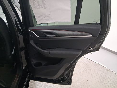 Certified 2023 BMW X4 M40i image 30