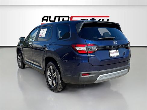 Used 2024 Honda Pilot EX-L image 5