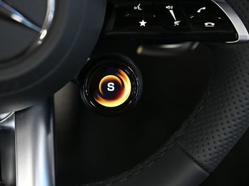 Used 2026 Mercedes-Benz CLE 53 AMG 4MATIC Cabriolet image 40