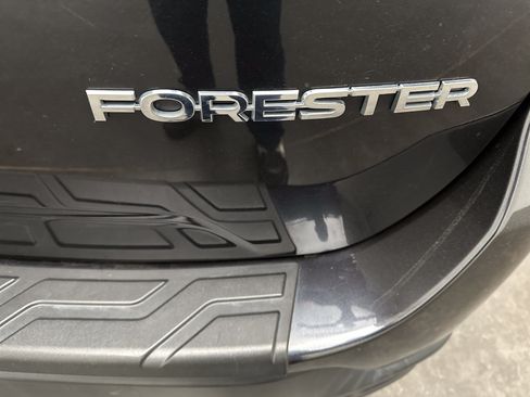 Used 2019 Subaru Forester w/ Alloy Wheel Package AWD/4WD image 10