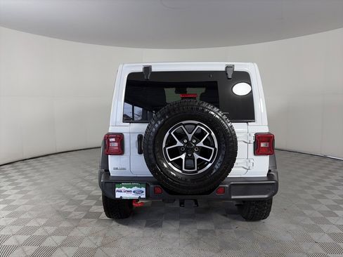 Used 2024 Jeep Wrangler Unlimited Rubicon w/ Technology Group image 6