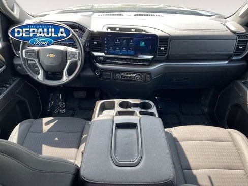 Used 2022 Chevrolet Silverado 1500 LT image 13