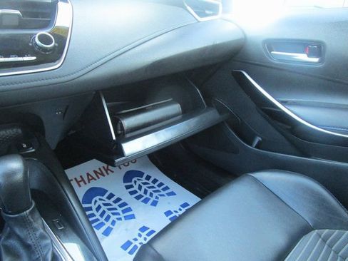 Used 2020 Toyota Corolla XSE image 15