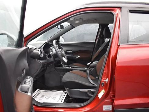 Used 2023 Nissan Kicks SR image 14