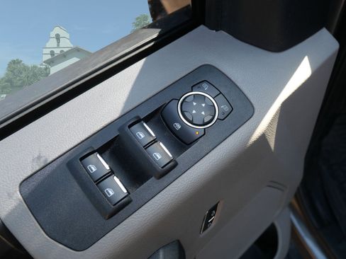 Used 2019 Ford F150 XL w/ Equipment Group 101A Mid image 9