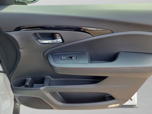 Certified 2026 Honda Ridgeline Black Edition image 21