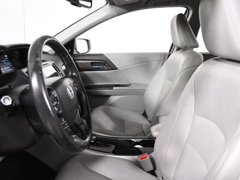 Used 2017 Honda Accord EX-L image 19