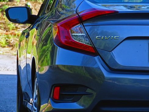Used 2017 Honda Civic LX image 8