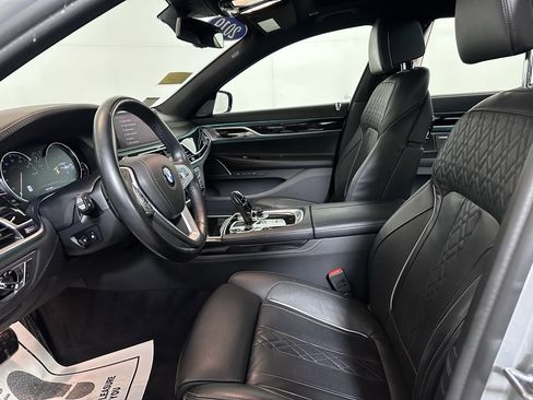 Used 2019 BMW 750i xDrive 750i xDrive w/ Executive Package image 13