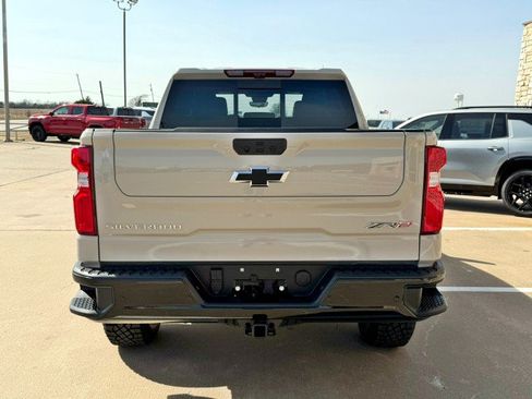 New 2026 Chevrolet Silverado 1500 ZR2 AWD/4WD image 4
