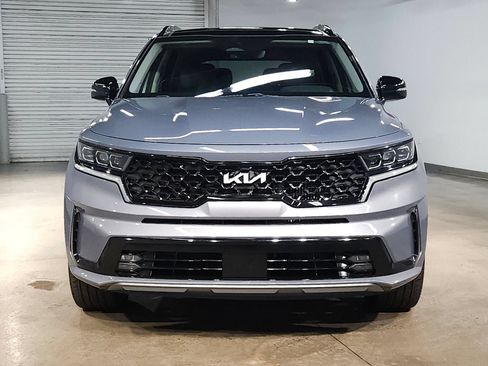 Used 2023 Kia Sorento SX AWD/4WD image 2