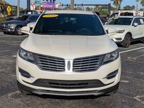 Used 2015 Lincoln MKC FWD image 2