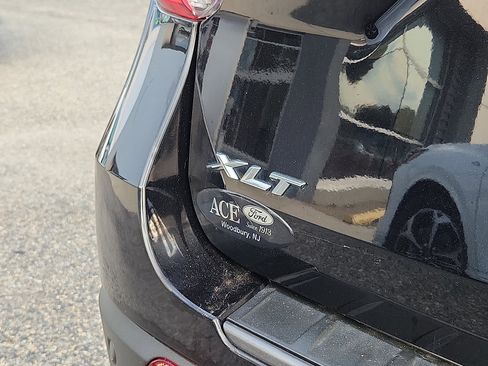 Certified 2022 Ford Explorer XLT w/ Equipment Group 202A image 32