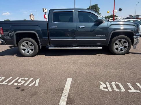 Used 2018 GMC Sierra 1500 SLT AWD/4WD image 8