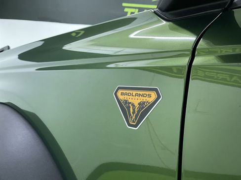 Used 2022 Ford Bronco Badlands w/ Sasquatch Package image 14