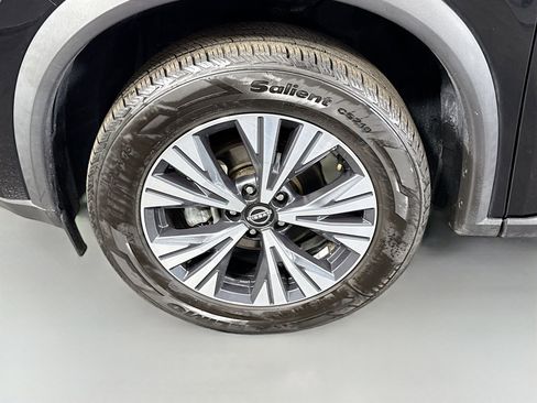 Used 2023 Nissan Rogue SV image 38