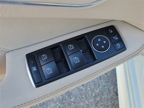 Used 2015 Mercedes-Benz E 350 4MATIC Sedan image 12