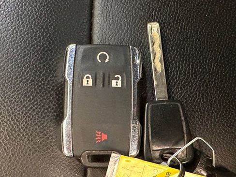 Used 2014 GMC Sierra 1500 SLT w/ SLT Crew Cab Value Package image 24