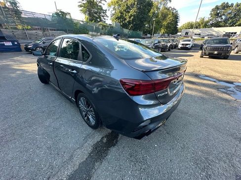 Used 2024 Kia Forte GT-Line w/ GT-Line Premium Package FWD image 4