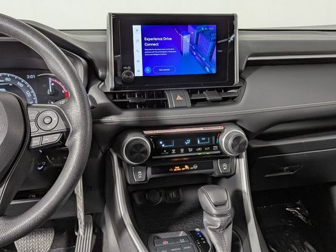 Certified 2025 Toyota RAV4 LE image 22