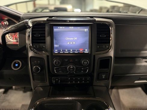 Used 2018 RAM 2500 Laramie w/ Sport Appearance Group image 17