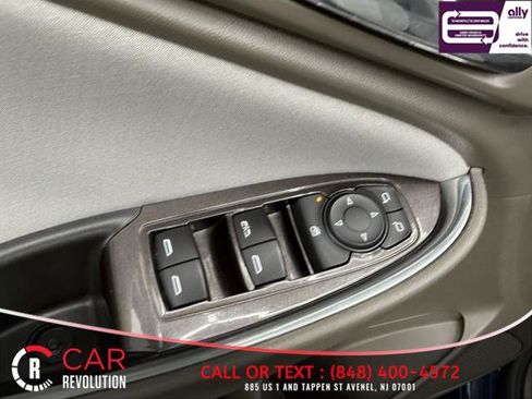 Used 2021 Chevrolet Malibu LT image 37