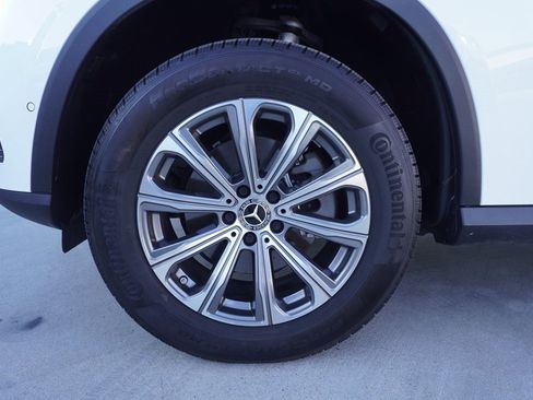 Used 2024 Mercedes-Benz GLC 300 GLC 300 image 21