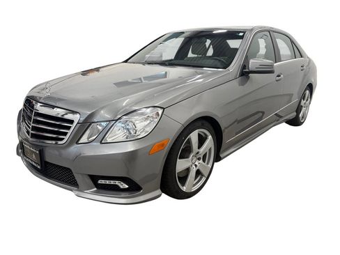 Used 2011 Mercedes-Benz E 350 4MATIC Sedan image 7