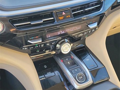 Used 2023 Acura MDX SH-AWD w/ Technology Package image 27